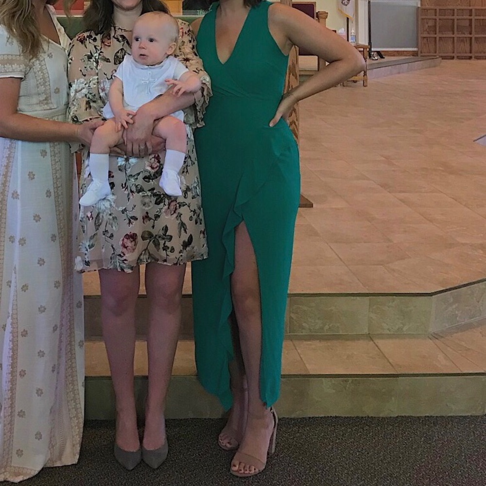 Kelly green maxi/midi dress!